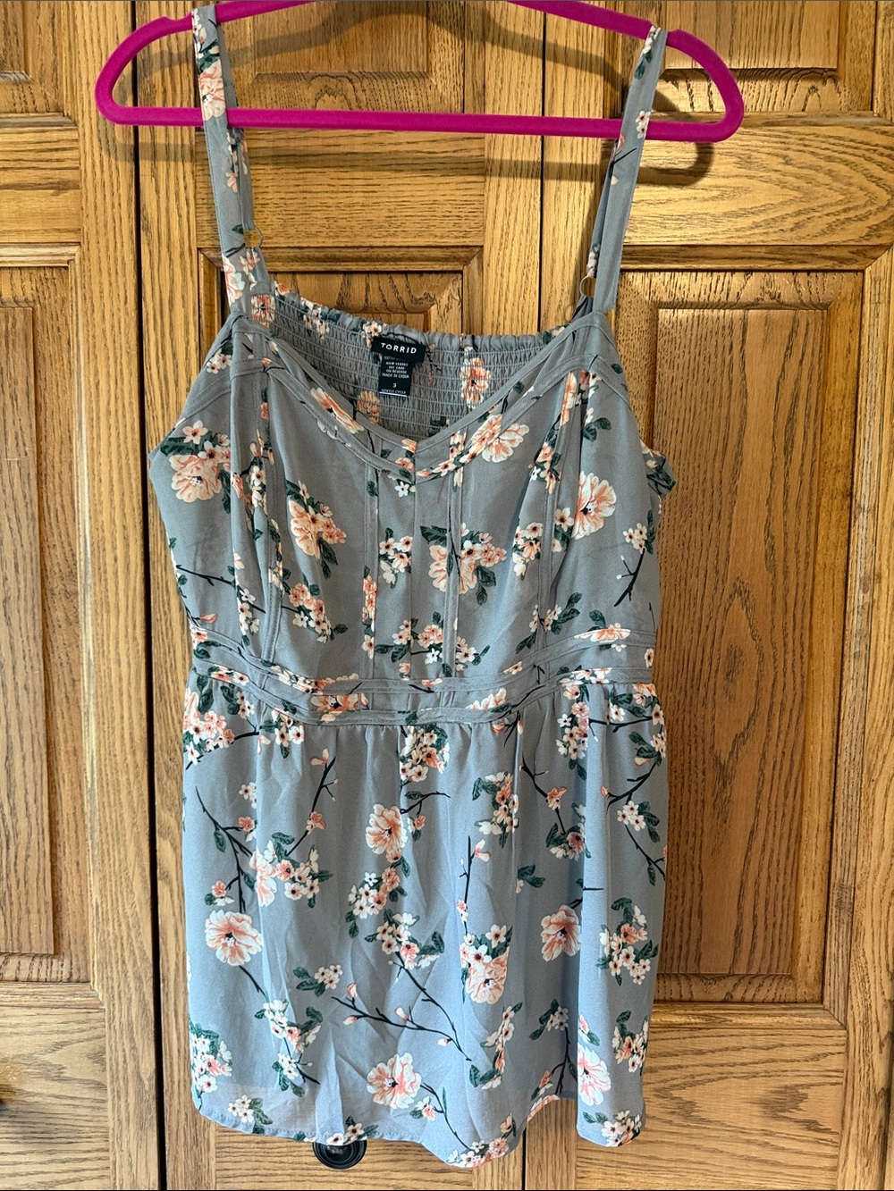 torrid Gray Floral babydoll top with Peach Blossoms